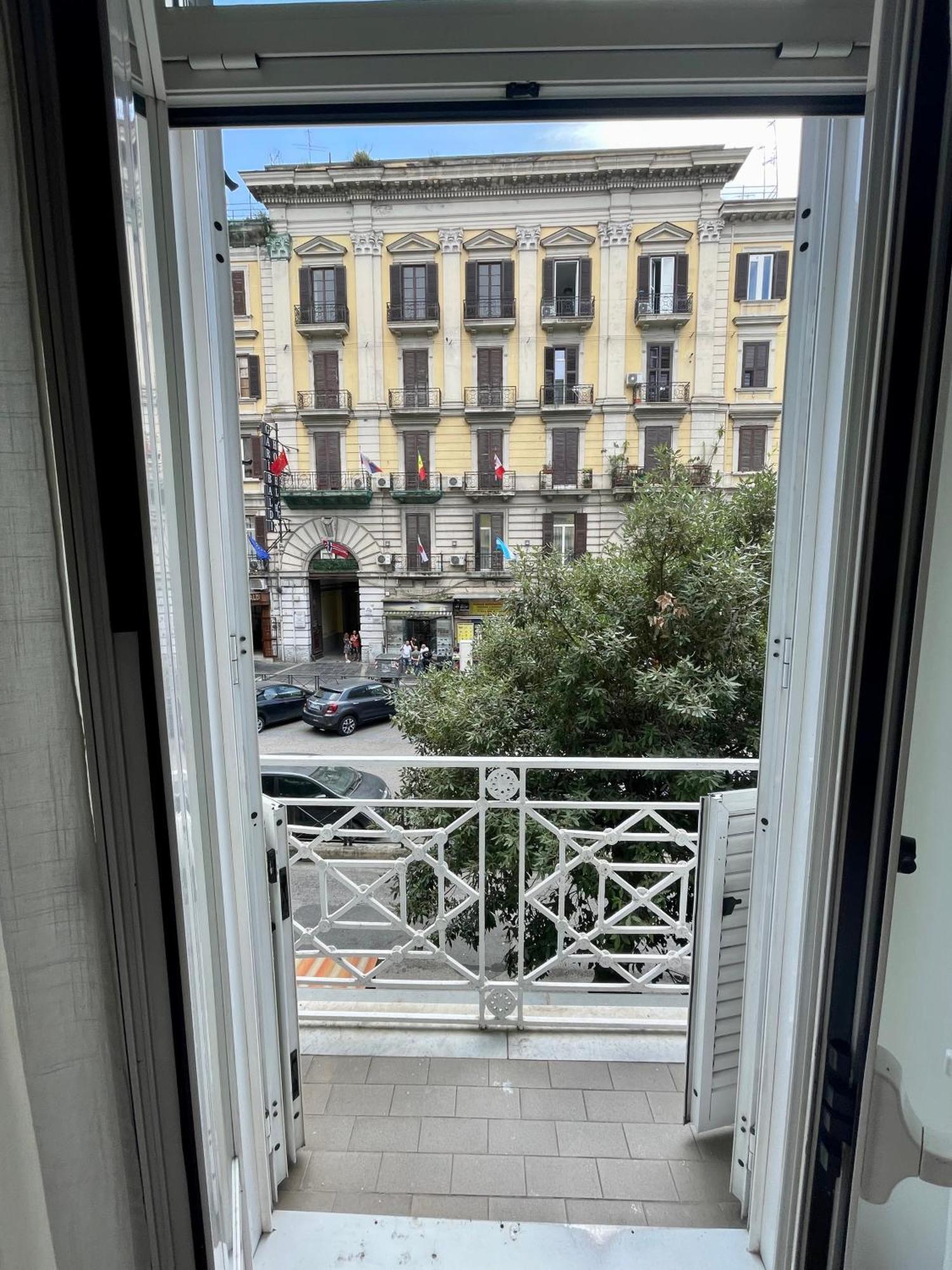 Casa Duchesca Bed & Breakfast Naples Exterior photo